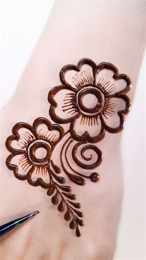 Simple Henna Flower Designs