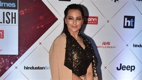 Sonakshi Sinha Reveals She Was Fat Shamed Called Cow By Celebrity
