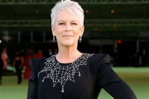 Jamie Lee Curtis Felt Embarrassed By Her Trading Places Nude Scene