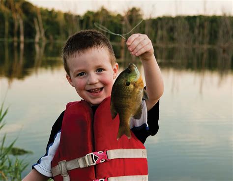 Commercial boats are only allowed to take in the most ridiculously small amount of fish fish has to be handled carefully to avoid a whole number of quality and safety issues and a recreational fisherman might not take the proper. Little Boy with Fish | MDC Hunting and Fishing