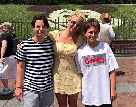 Britney Spears Claps Back At Estranged Son Jaydens Tell All Interview Goss Ie