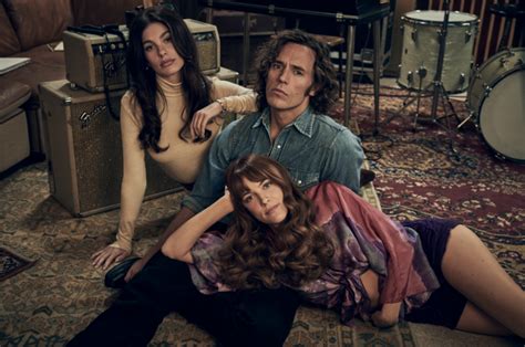 ‘daisy Jones And The Six First Look Riley Keough Rocks The 1970s