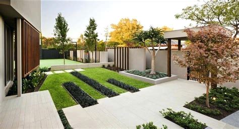 22 Most Beautiful Front Yard Landscaping Designs And Ideas