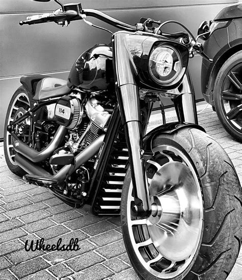 Pin On Harley Davidson Special And Custom Bikes