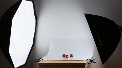 How To Shoot Products On White Backgrounds Learn Photography By Zoner