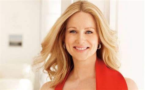 Laura Linney Bio Net Worth Height Weight Boyfriend Dating Affair