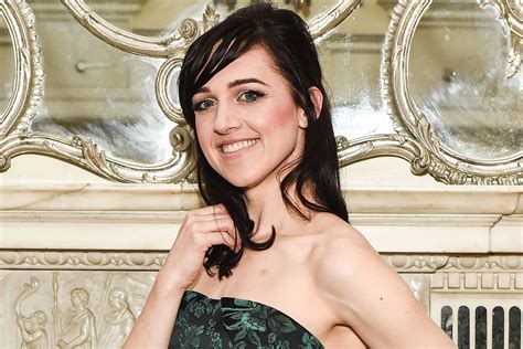 Lena Hall Performs Sex Pistols At The Carlyle Page Six