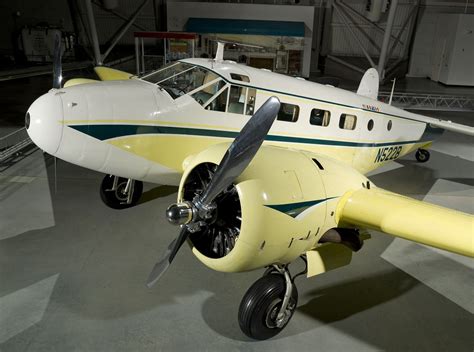 Beechcraft D18s Twin Beech In 2020 Vintage Aircraft Beech Twins