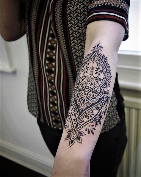 19 Tattoo Ideas For A Womans Sleeve