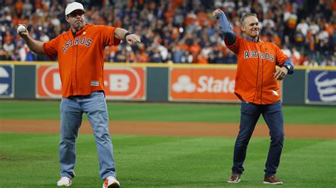 craig biggio and jeff bagwell through out first pitch of game 7