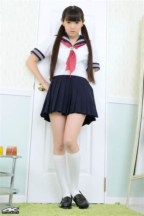 ボードJapanese School Uniform General 学生服のピン