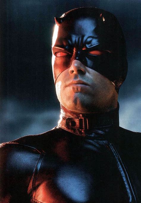 Jun 12, 2021 · 2002 toy biz marvel legends daredevil ben affleck variant beared. Putting the 'Daredevil' Mask on Ben Affleck | Superhero ...