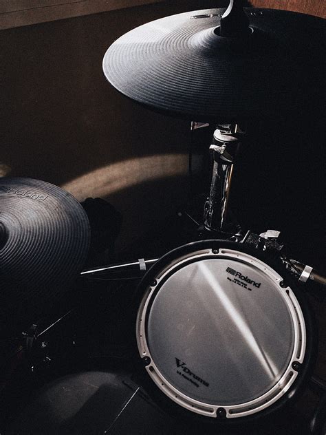 drums drum kit musical instrument percussion hd phone wallpaper peakpx