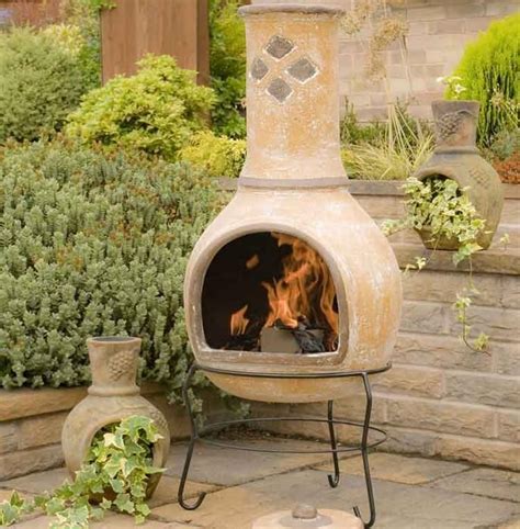 Clay pot fire pits are the conductors to carry such fire pits, there is a pot which is made of clay and then the fire is put on in there. Original Clay Fire Pit | Clay fire pit, Fire pit backyard ...