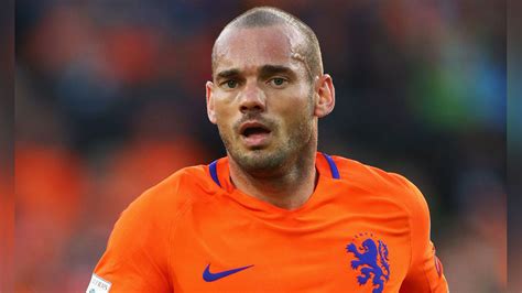 + body measurements & other facts. Wesley Sneijder se retira de la selección holandesa - Sporthiva Online