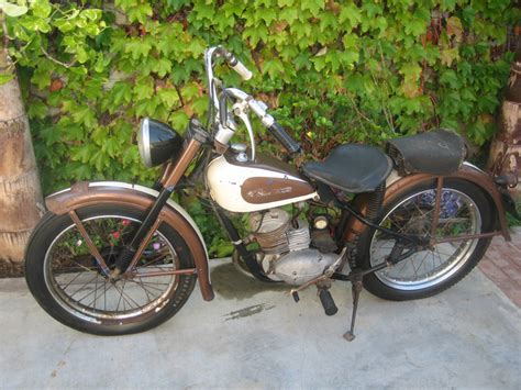 Garage Company Bikes 1954 Harley Hummer