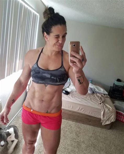 Gabi Garcia Is A Mma Fighter Who Regularly Spars With Men Pics