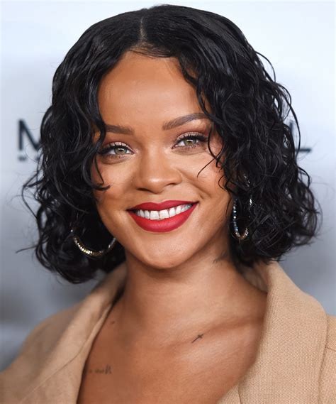 Rihanna Teases Fenty Beauty