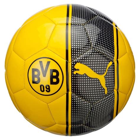 The distinctive logo has boosted the club's popularity throughout more than 100 years of. Bvb Logo : BVB Dortmund,Germany (2000-2005) : sundayoliseh ...