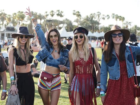 History Of Hippie Fashion At Music Festivals — Coachella 2022 Fashion