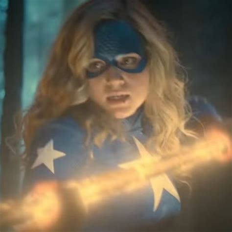 Stargirl Une Nouvelle Bande Annonce 100 Action Justice Society Of