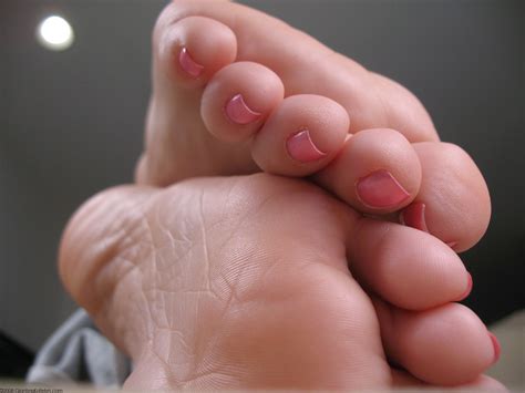 Giantess Feet 25 Deviant5 Flickr