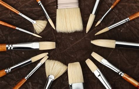 9 Best Acrylic Paint Brushes Reviewed And Rated Winter 2024