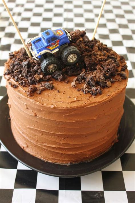 Planning to make a birthday cake? 15 Simple Kids Birthday Cakes You Can Make At Home