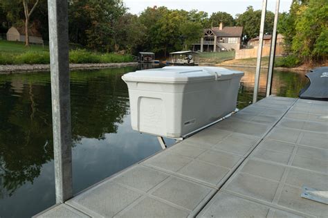 Dock Storage Box Hydrolocker® 78 Hydrohoist
