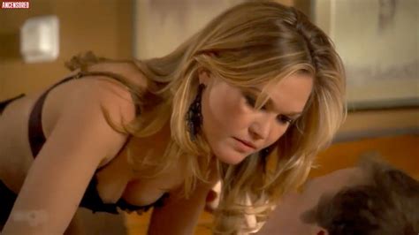 Nackte Julia Stiles In Blue