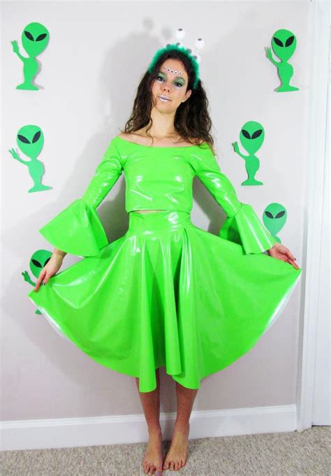 Diy Alien Costume Part 1 Diy Alien Costume Alien Costume Alien