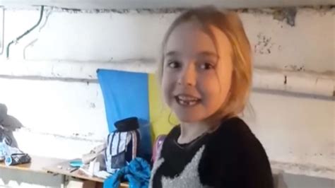 Ukraine Krieg Amelia 7 Bewegte Tausende Zu Tränen „werde Sie Wiedersehen Sie Sind Doch