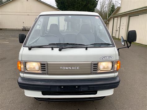 Boeki Usa Used 1992 White Toyota Townace For Sale In Vancouver Wa 98660
