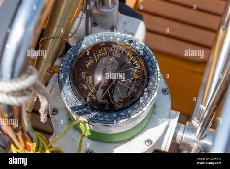 Compass Of A Sailing Ship Stock Photo Alamy