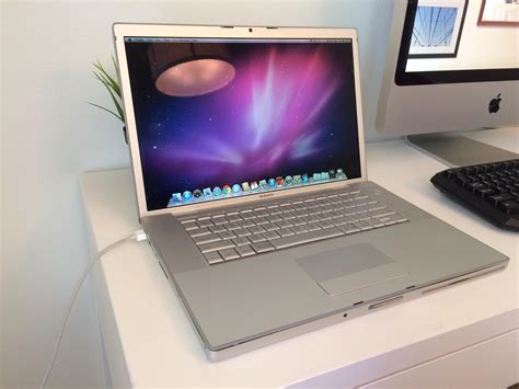 My 2006 Macbook Pro That I Got Rid Of Recently Starting To Really Miss