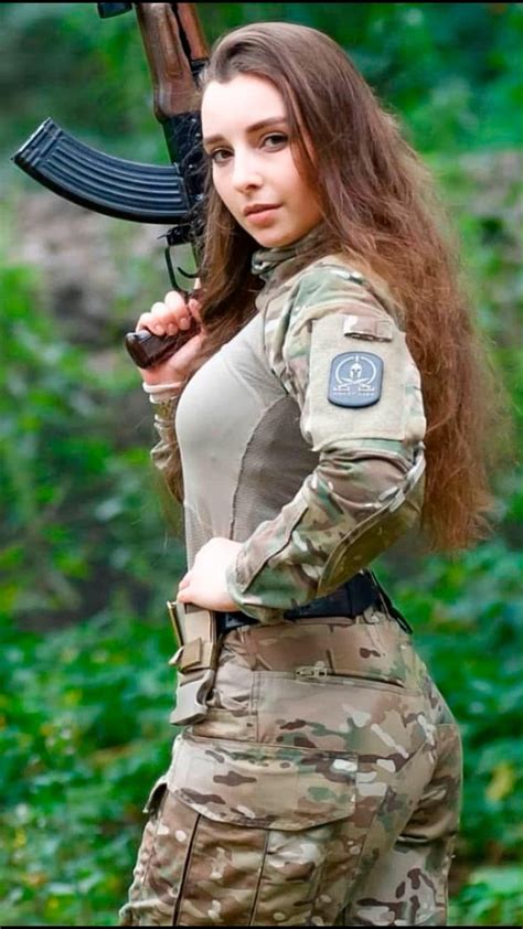 Russian Military Girl 2020 Video In 2020 Military Girl Female Soldier Army Women