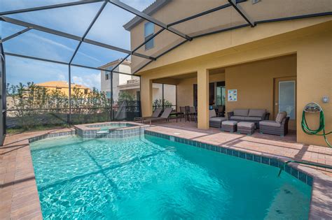 5 Amazing Disney Vacation Rental Homes with Themed Rooms - VillaKey