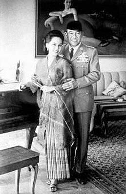 February 6, 1940), widely known in japan as dewi fujin. Nasionalisme Soekarno Indonesia: Kisah Cinta Soekarno & Dewi