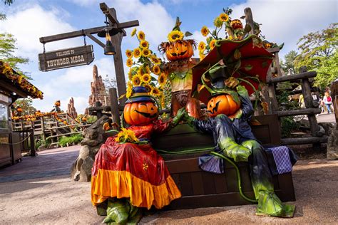 Disneyland Paris Premieres Halloween Season With A Weekend Of Thrills