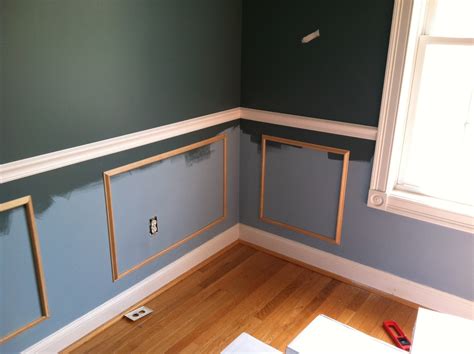 The Room Stylist Diy Project Wainscoting And Chair Rail