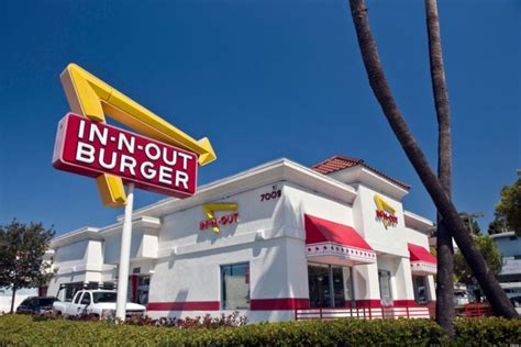 An In N Out Burger Restaurant At 7009 West Sunset Blvd In Los Angeles