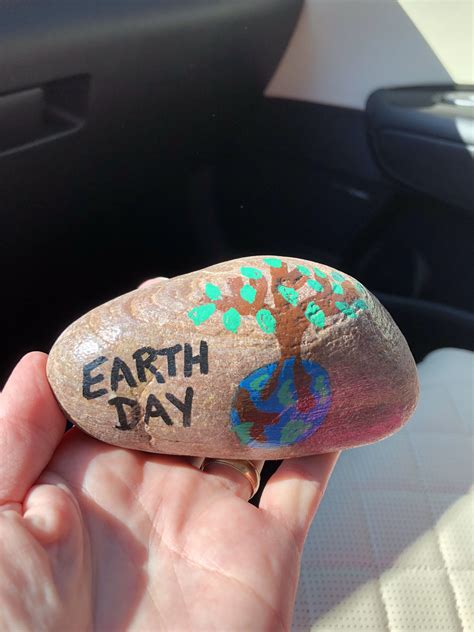 Pin by Sherri Thacker on My painted rocks | Painted rocks, Rock, Earth day
