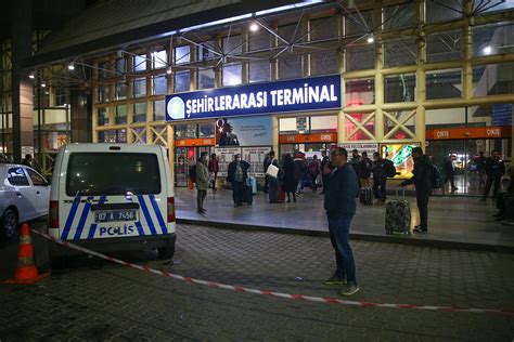 Zorunlu hallerde şehirler arası seyahatlere izin verilecek olanlar, i̇çişleri bakanlığına ait ebaşvuru ekranı ya da alo 199 hattı üzerinden izin belgesi alacaklar. Şehirler Arası Seyahat İzni Nasıl ve Nereden Alınır ...