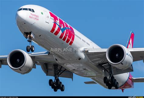 Pt Mue Tam Boeing 777 300er At London Heathrow Photo Id 1296308