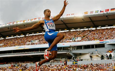 Jul 01, 2021 · nel salto in lungo, lewis ha dominato la specialità per 15 anni cogliendo l'oro olimpico a los angeles, seoul, barcellona e atlanta. Salto In Lungo news | Sky Sport