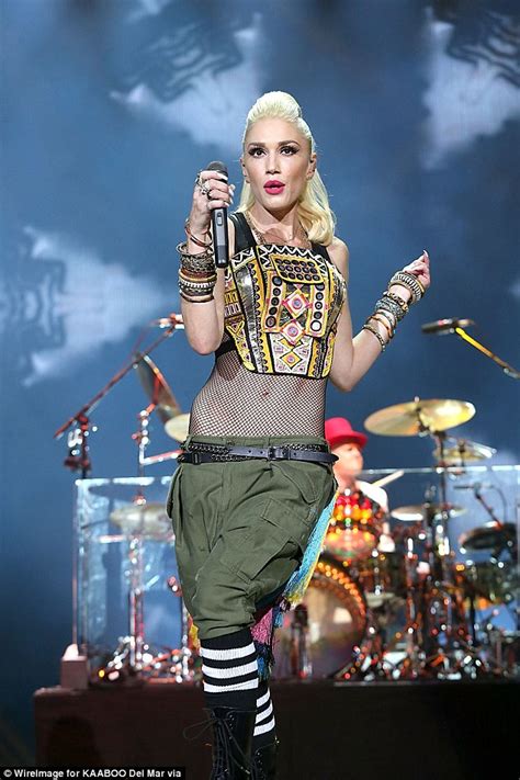 Gwen Stefani Flaunts Her Sculpted Torso With No Doubt At Kaaboo Music