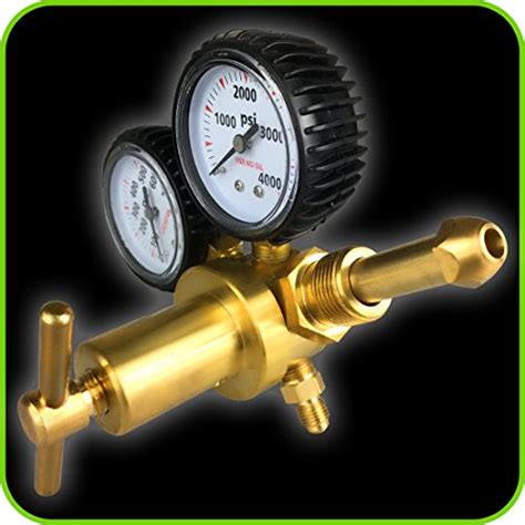 manatee nitrogen regulator with 0 800 psi delivery pressure cga580 inlet connection and 1 4