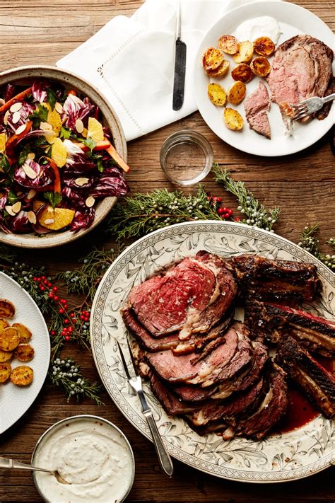 Christmas prime rib dinner beats a traditional turkey dinner any day. Christmas Prime Rib - Christmas Dinner Plate Prime Rib Roast With Au Jus Stock Photo Alamy ...