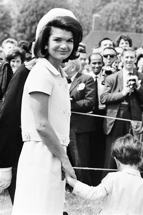 Jackie Kennedy Onassis - Starporträt, News, Bilder | GALA.de