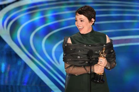 Oscars 2019 Olivia Colman Wins Best Actress In Stunning Upset Win